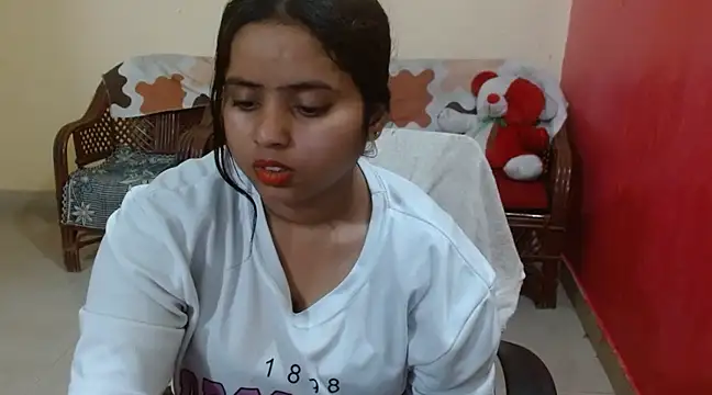 Snapshot of Amandaliss chatting on 02.28.25 Amandaliss online show from 02.28.25