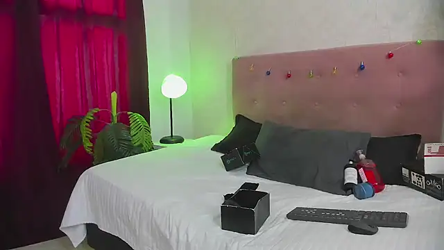 diabla sexyboobs online show from 02.09.25