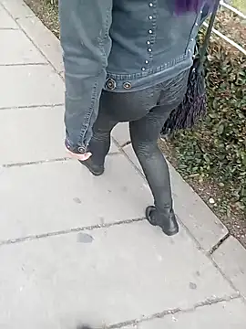 sophie banger online show from 12.15.25