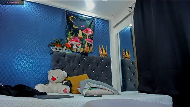 Snapshot of leondevereda chatting on 03.14.25 leondevereda online show from 03.14.25