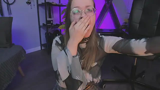 CassieCool online show from 02.09.25