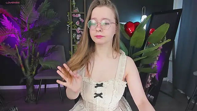 CassieCool online show from 02.15.25