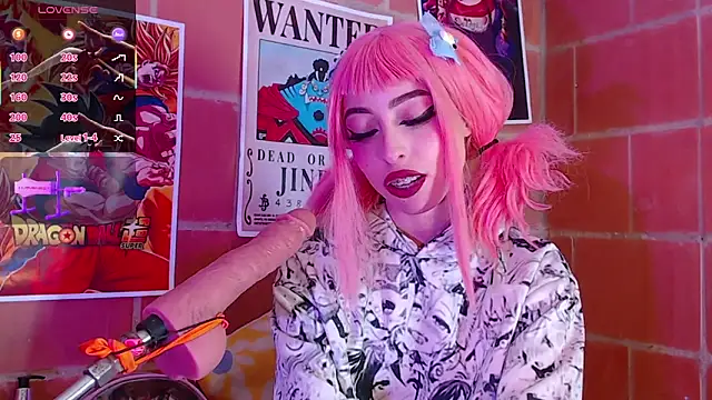 Snapshot of Yennastone chatting on 11.14.25 Yennastone online show from 11.14.25