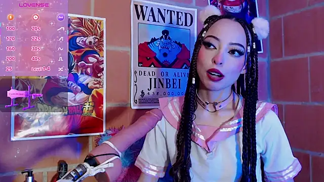 Snapshot of Yennastone chatting on 12.21.25 Yennastone online show from 12.21.25