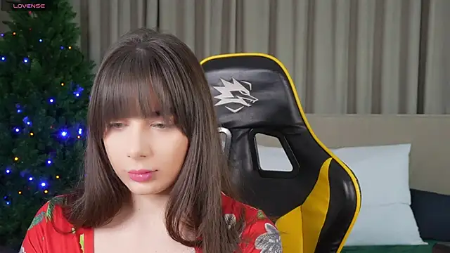 Snapshot of Alisa054 chatting on 12.08.24 Alisa054 online show from 12.08.24