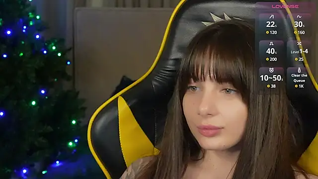 Snapshot of Alisa054 chatting on 12.15.24 Alisa054 online show from 12.15.24