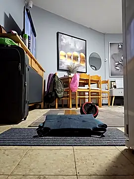 dickinyouto online show from 11.17.25