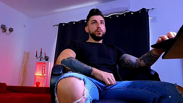 MightyAaron66 online show from 06.21.26