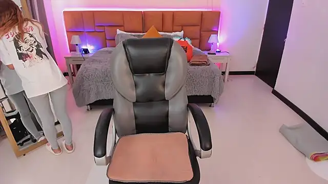 Snapshot of Tamy_edwards chatting on 03.14.26 Tamy edwards online show from 03.14.26