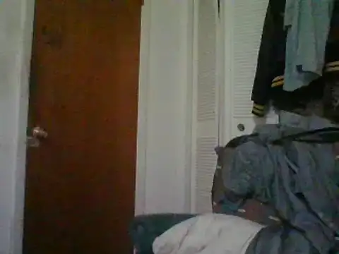 Emilylyn2501 online show from 01.10.25