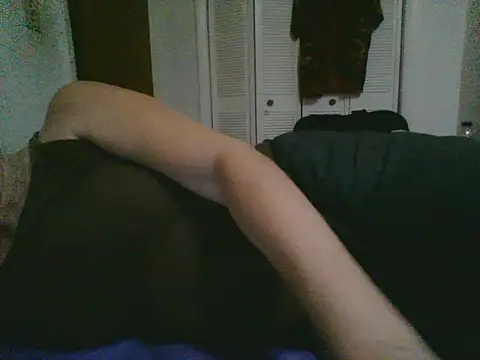 Emilylyn2501 online show from 10.25.25