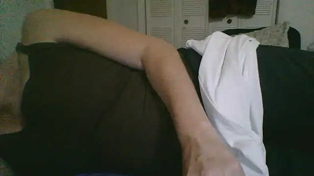 Emilylyn2501 online show from 01.12.26