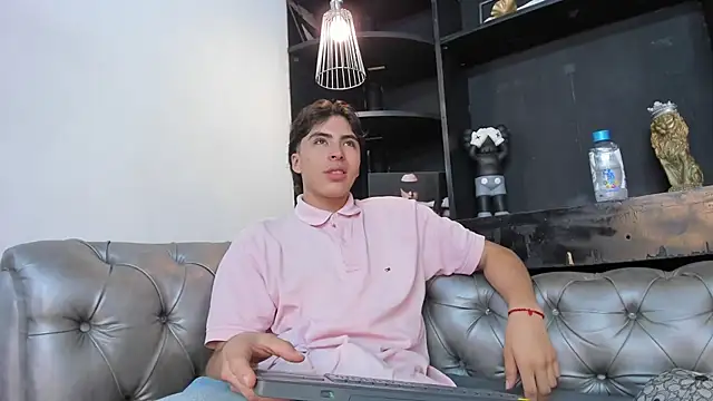 Snapshot of HeellBoy_ chatting on 11.14.25 HeellBoy online show from 11.14.25