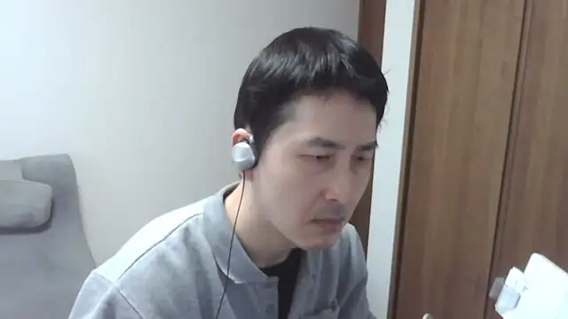 Snapshot of ikkakusai11 chatting on 11.01.25 ikkakusai11 online show from 11.01.25