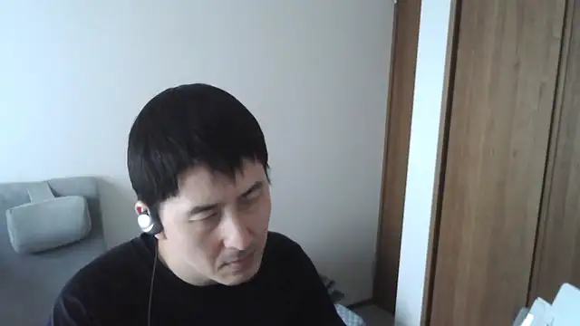 Snapshot of ikkakusai11 chatting on 11.14.25 ikkakusai11 online show from 11.14.25
