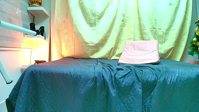  sara london online show from 12.15.24