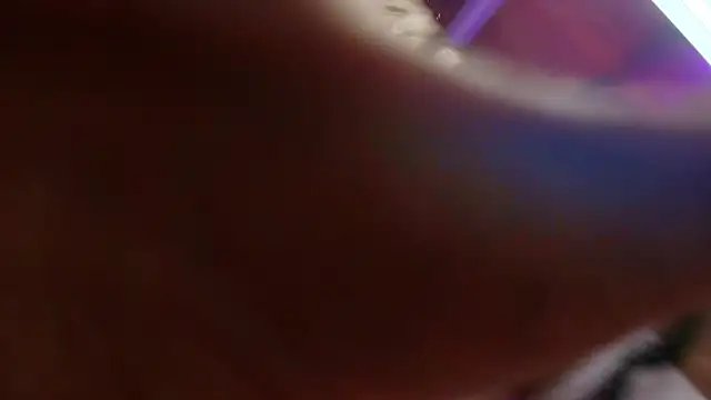  sara london online show from 02.09.25