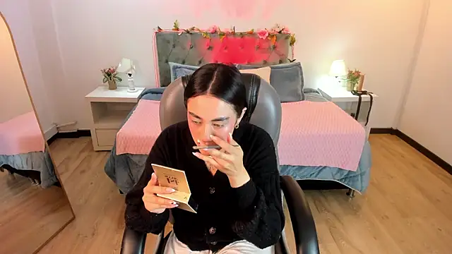 Icysweetcam online show from 05.13.26
