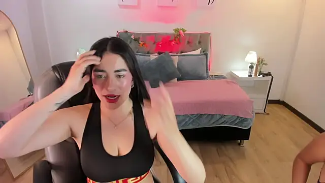 Icysweetcam online show from 06.18.26