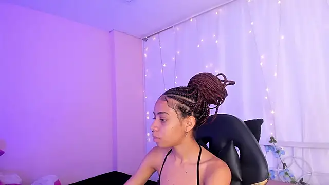 Snapshot of Abigail_Wilson_ chatting on 01.06.25 Abigail Wilson online show from 01.06.25