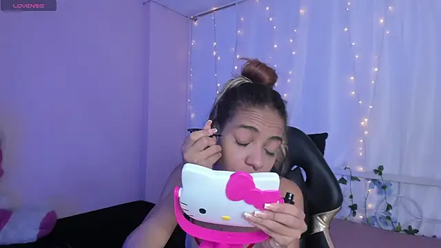 Snapshot of Abigail_Wilson_ chatting on 02.02.25 Abigail Wilson online show from 02.02.25