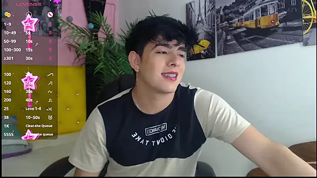 Snapshot of nolan_twink1 chatting on 01.19.25 nolan twink1 online show from 01.19.25