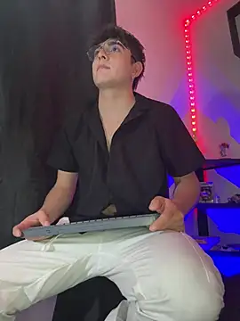 Snapshot of nolan_twink1 chatting on 01.15.26 nolan twink1 online show from 01.15.26