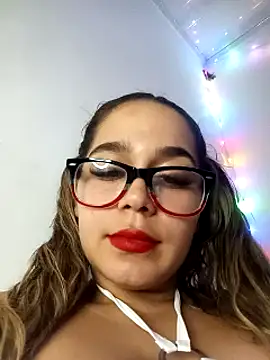 LaurenWelly  online show from 01.25.25