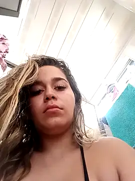 LaurenWelly  online show from 01.26.25