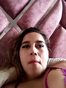 LaurenWelly  online show from 01.27.25