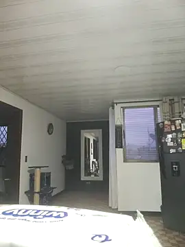 Snapshot of LaurenWelly_ chatting on 11.12.25 LaurenWelly online show from 11.12.25