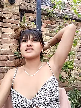 Snapshot of Nicky-7 chatting on 01.14.25 Nicky-7 online show from 01.14.25