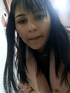 Snapshot of Nicky-7 chatting on 01.16.25 Nicky-7 online show from 01.16.25