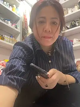 Cesywet online show from 02.25.25