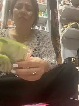 Cesywet online show from 02.26.25