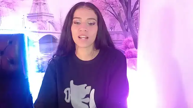 daniela rivasth online show from 02.24.25