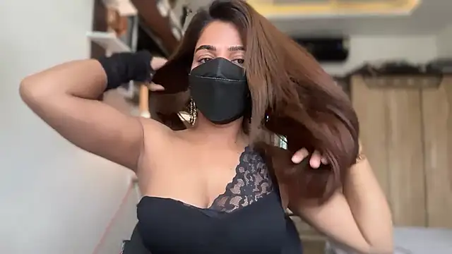 Hotty-Sana online show from 04.22.26
