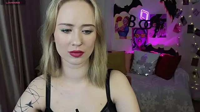 SashaBrooks online show from 11.02.25