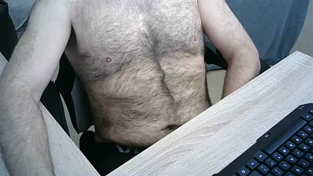 Snapshot of zebymasry chatting on 11.05.25 zebymasry online show from 11.05.25