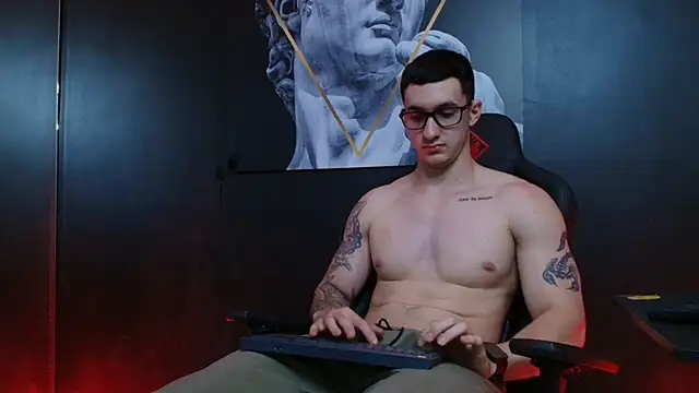 JacksonOlsenn online show from 09.17.25