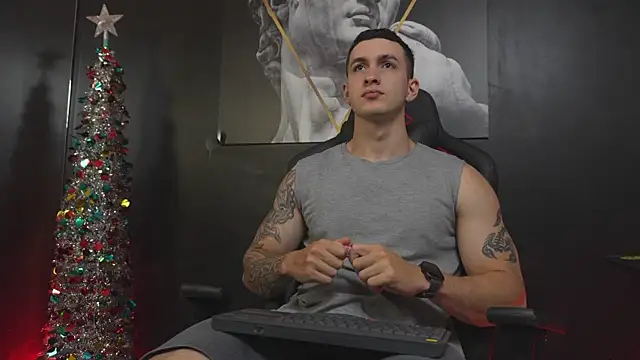 JacksonOlsenn online show from 12.13.25