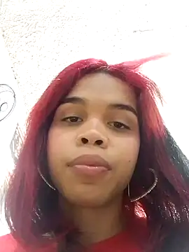 Snapshot of evelyn_wine chatting on 02.01.25 evelyn wine online show from 02.01.25