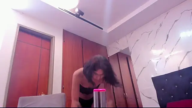 Snapshot of evelyn_wine chatting on 09.28.25 evelyn wine online show from 09.28.25