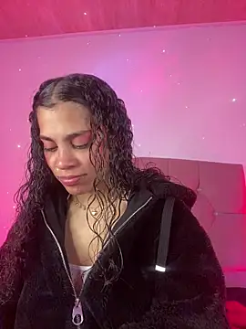 NINA 18 YEARS online show from 12.18.25