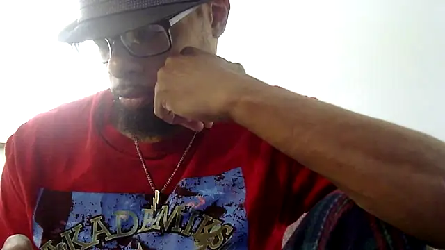 Snapshot of WhiskeyWood_DuhGOD chatting on 10.31.25 WhiskeyWood DuhGOD online show from 10.31.25