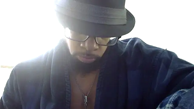 Snapshot of WhiskeyWood_DuhGOD chatting on 11.19.25 WhiskeyWood DuhGOD online show from 11.19.25