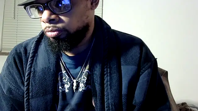 Snapshot of WhiskeyWood_DuhGOD chatting on 11.30.25 WhiskeyWood DuhGOD online show from 11.30.25