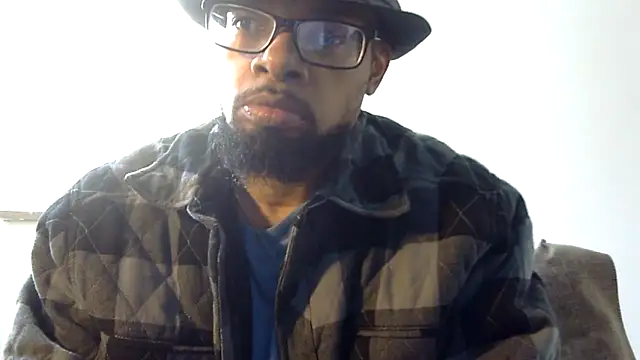 Snapshot of WhiskeyWood_DuhGOD chatting on 12.17.25 WhiskeyWood DuhGOD online show from 12.17.25