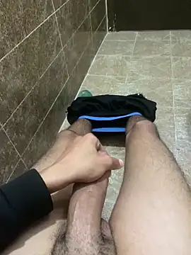 Snapshot of alex-riadh chatting on 02.06.25 alex-riadh online show from 02.06.25