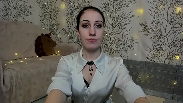 Snapshot of Mary0Lou chatting on 12.07.24 Mary0Lou online show from 12.07.24